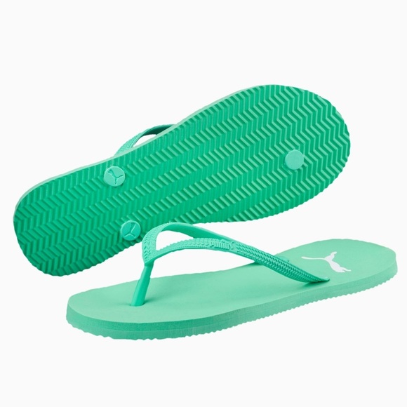 PUMA WOMEN’S FIRST FLIP FLOPS - ENERGY GREEN SIZE 8.5 (NEW WITH TAGS) - Picture 1 of 5
